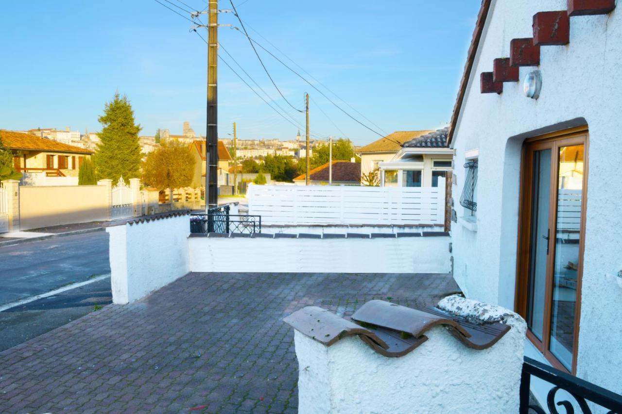 Apartment T2 Avec Terrasse, Parking Et Wifi