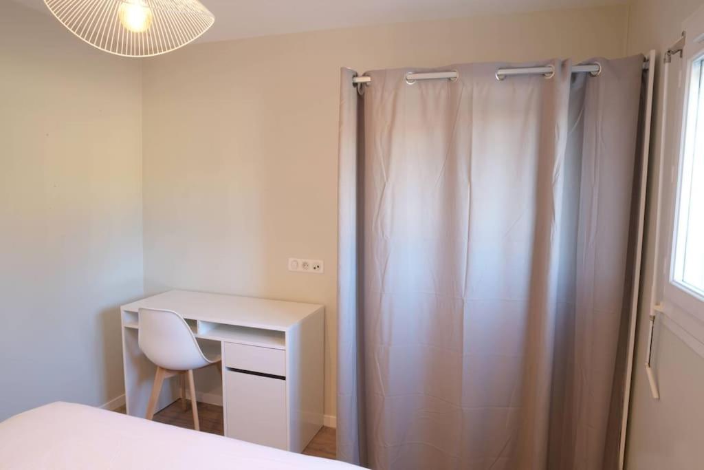 T2 Avec Terrasse, Parking Et Wifi Apartment Angouleme